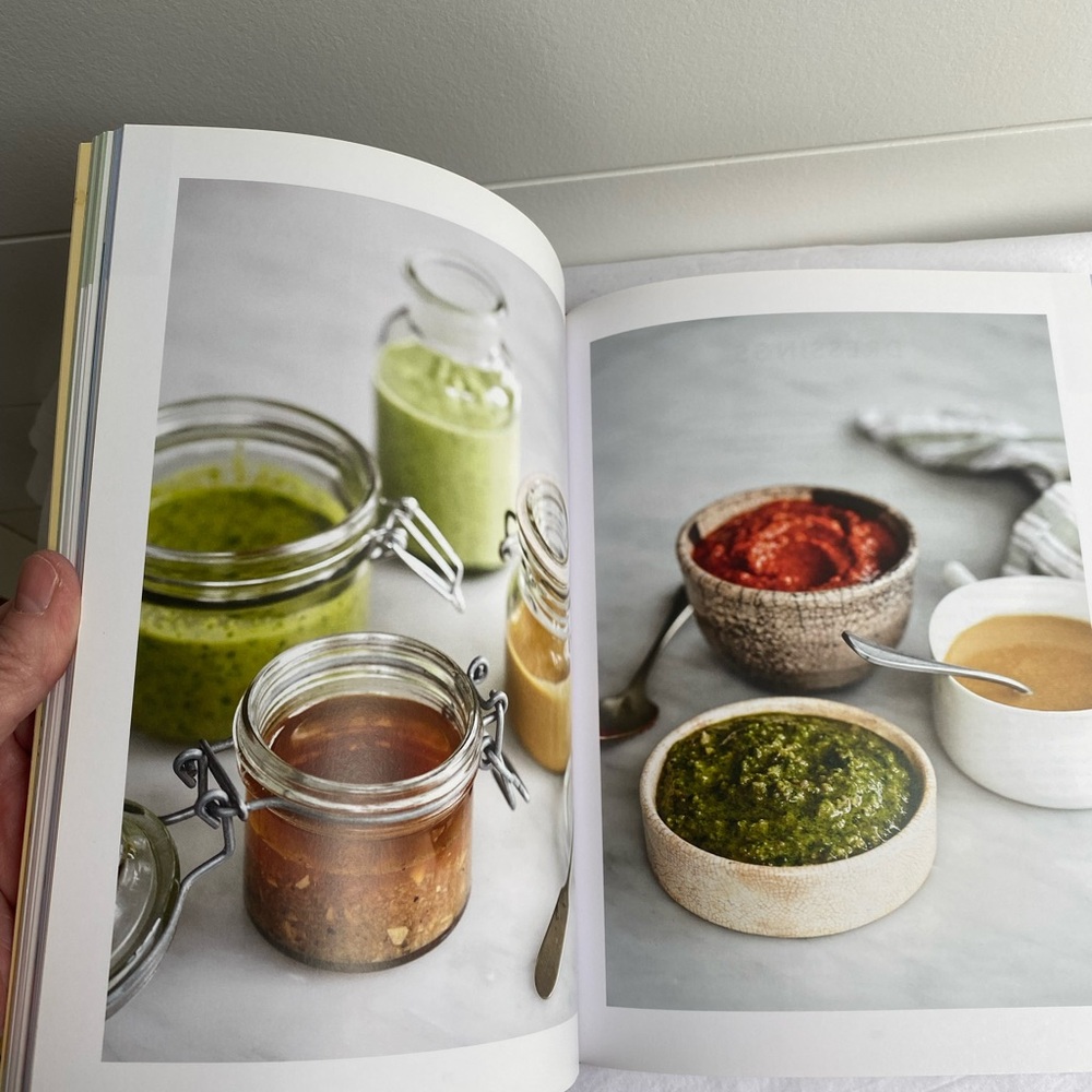 Deliciously Ella Quick & Easy Plant Based Deliciousness Over 100 Vegan Recipies - Picture 16 of 17